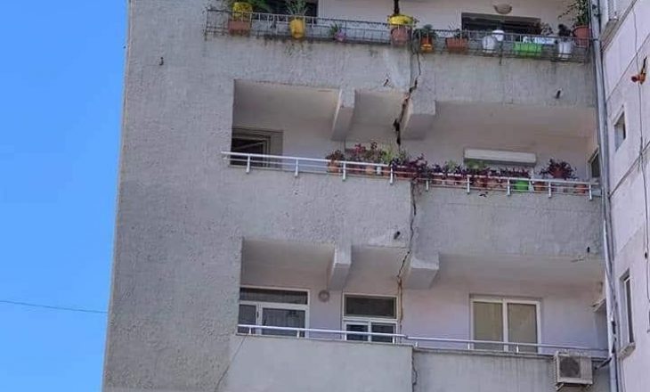 Rrëfehet nëna tiranase që u hodh nga ballkoni me fëmijët në krah pas tërmetit