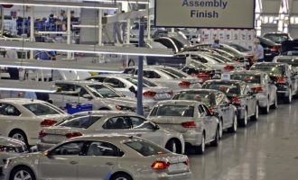 Industria e makinave paralajmëron ‘pasoja katastrofe’ nëse nuk arrihet marrëveshja e BREXIT-it