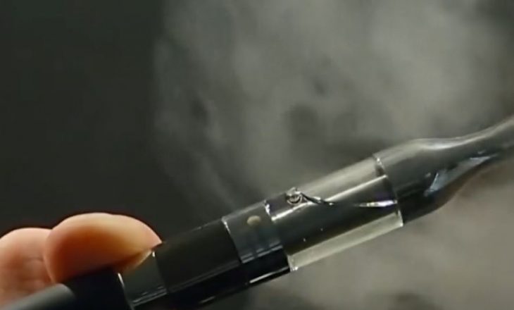 Rreziku nga cigaret elektronike, 5 persona kanë humbur jetën