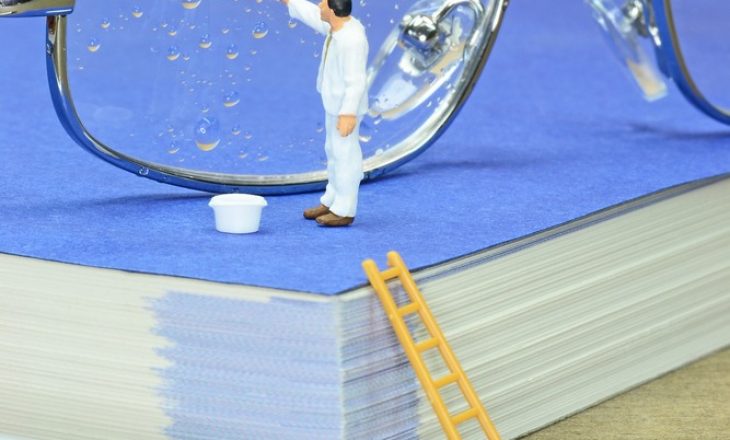 Mësoni disa nga mënyrat për të zhdukur gërvishjet e xhamave