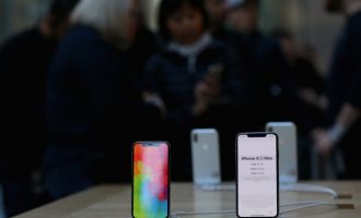 iPhone e 2020-ës do të kenë teknologjinë që flagshipët Galaxy S10 e ofron sot