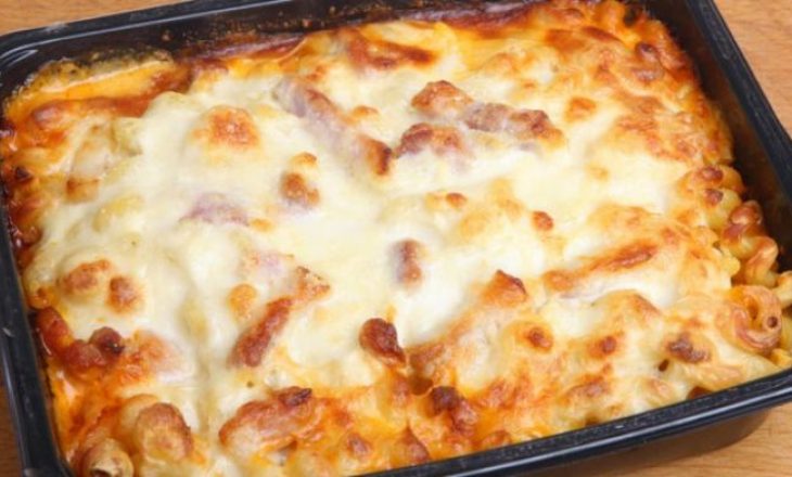 Pite me makarona: Recetë më të lehtë se kjo nuk do të mund të gjeni!