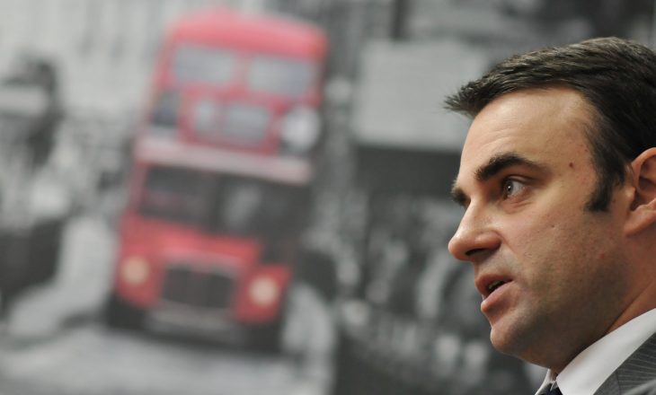 O’Connell zgjodhi mënyrën më interesante për të bërë tifo për Kosovën e Anglinë