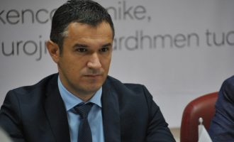 Hoxha: PDK i ka kthyer letër VV-së për mocionin, kemi kërkuar sqarime