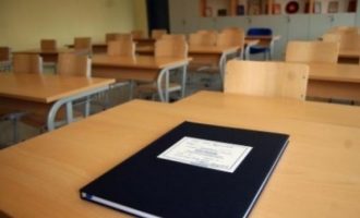 Rexhaj tregon se çka do të ndodhë nëse nxënësit dalin me Coronavirus në Kosovë