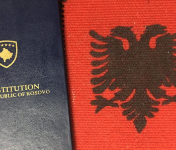 Kosova i diskriminon shqiptarët – Qindra të diplomuar në universitetet tona i gjejnë mbyllë dyert e profesionit