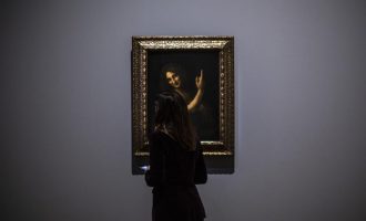 Muzeu i Luvrit, çelet ekspozita në nder të Da Vincit, shiten online 260 mijë bileta