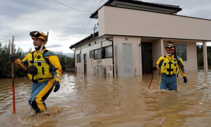 Tajfuni në Japoni ka marrë 70 jetë, mirëpo bilanci nuk është përfundimtar, ende ka të zhdukur