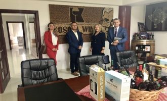 Zyrtarë të MDIS-it, vizitojnë bizneset e diasporës në Kosovë