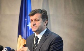 U kërkua dorëheqja e tij, reagon Ismet Beqiri