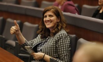 Ganimete Musliu e ironizon ministrin Zemaj