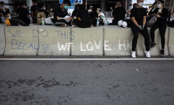 Bie intensiteti i protestave në Hong Kong