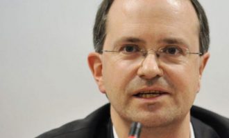 Weber për deklaratën e deputetes gjermane kundër Kosovës: S’bëhet kurrë politikë zyrtare e Gjermanisë