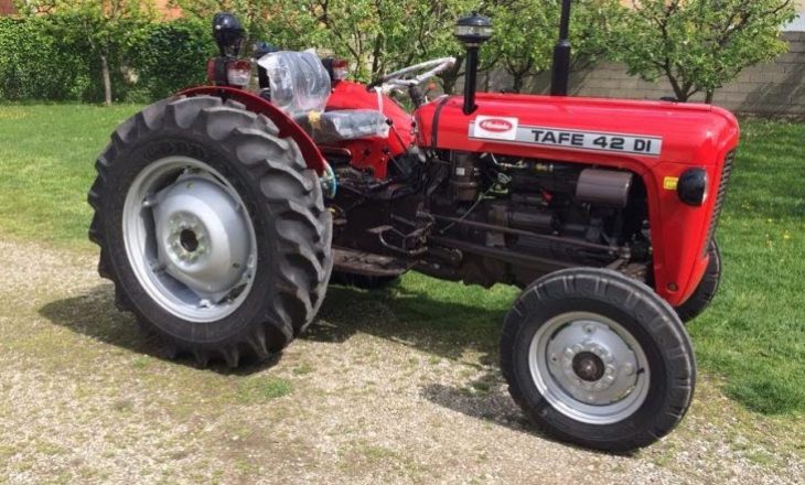 Policia merr masa për kontrollimin e makinave bujqësore në Komunën e Mitrovicës