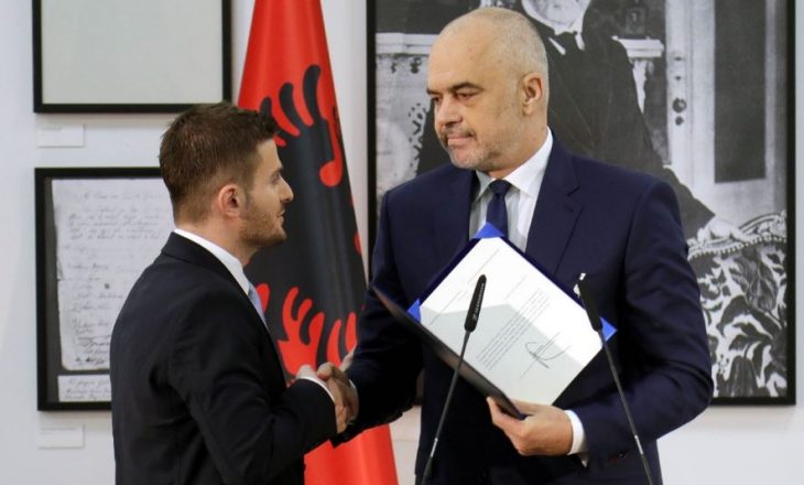 Edi Rama Gent Cakaj është fantastik Gazeta Online INSAJDERI