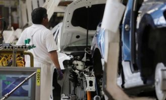 VW zhvendos prodhimin e Passat në Sllovaki?