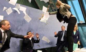 Banka Qendrore Evropiane nuk ndryshon normat e kamatës