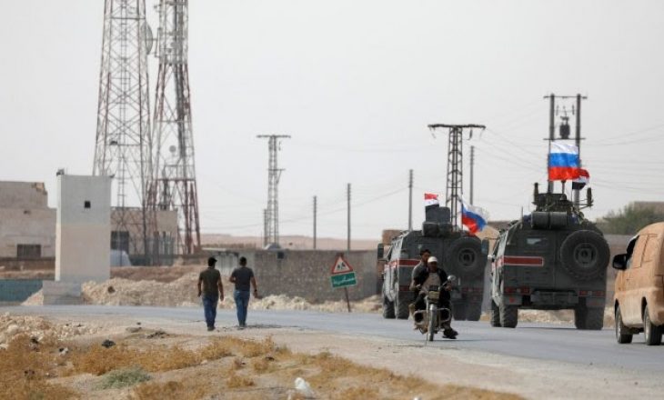 Forcat ruse dhe siriane hyjnë në qytetin Kobani