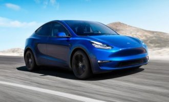 Tesla Y arrin para afatit