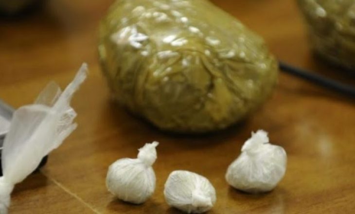 Kapet drogë në Vërmicë, arrestohen dy shtetas shqiptarë