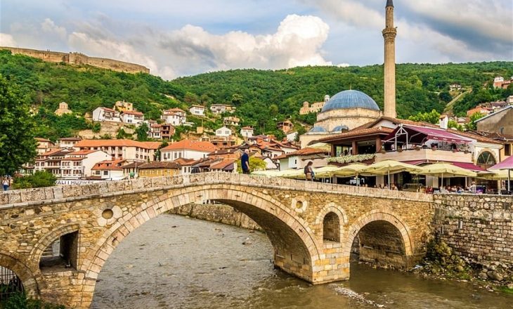 Kishin përfituar 20 mijë euro dhe 8.8 ari tokë – arrestohen tre fajdexhi nga Prizrenit  