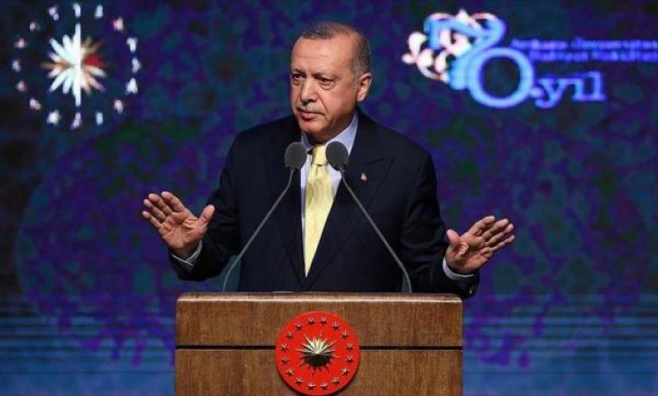Erdogan realizon vizitë të papritur në Tunizi