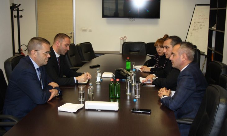 Agjencinë e Mbikëqyrjes të Sigurimeve në takim me BQK-në