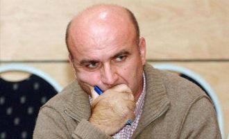 Baze: Kosova pranoi 1 mijë teste nga Serbia, refuzon vaksinat nga Shqipëria