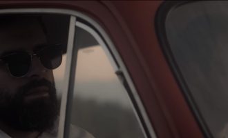 Modelja në klipin e MC Kreshës është e dashura e këngëtarit shqiptar