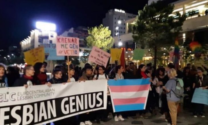“Jemi lesbike, jemi krenare” – Pamjet e protestës në Tiranë