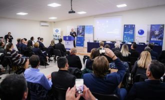Mbahet në UBT konferenca “Small-Scale Innovative Ecosystems in Kosovo”