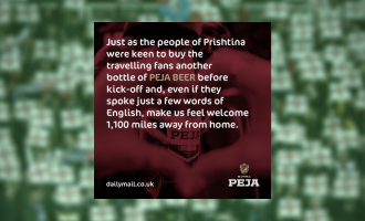 Tifozët Anglez u mirëpriten nga Prishtinasit në mënyrë të mahnitshme, madje për tifozët mysafirë nuk munguan Birrat e Pejës falas nga qytetaret e Prishtinës, shkruan Daily Mail