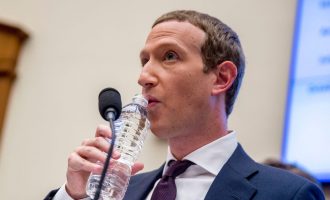 Publikohen mijëra dokumente sekrete të Facebook-ut