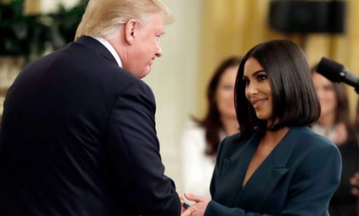 Kim Kardashian tregon se a u bë pishman që u takua me Trumpin