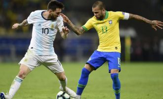 Dani Alves i ribashkohet Brazilit për kualifikimet e Botërorit