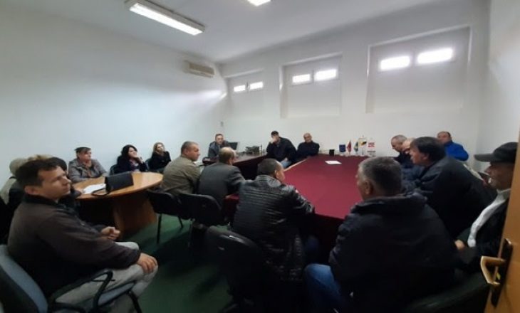 Punëtorët e sektorit privat duan paga mbi 350 euro, paralajmërojnë protesta