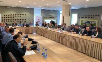 MINISTRIA E INFRASTRUKTURËS DHE TRANSPORTIT SHËNON DITËN BOTËRORE TË PËRKUJTIMIT TË VIKTIMAVE NË TRAFIKUN RRUGOR