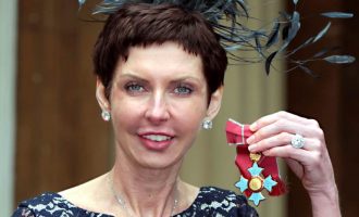 Drejtoresha e bastores britanike për një vit ka fituar 323 milionë euro