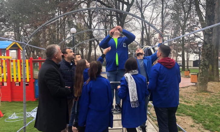 Suhareka kursen buxhetin për dekorimet e qytetit
