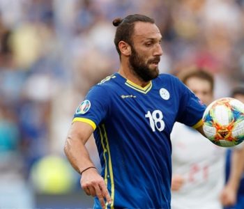 Vedat Muriqi – Njeriu me zemër të madhe që bëri krenar një komb