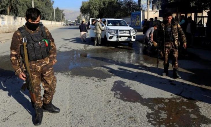 Talibanët vrasin 17 luftëtarë pro-qeveritarë në Afganistan