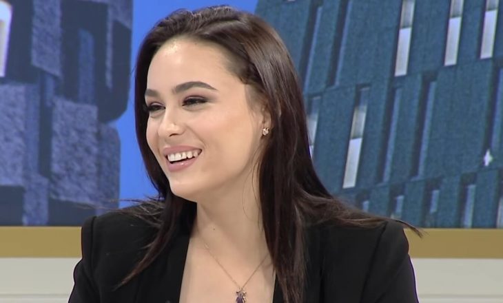 Befason Xhensila, ka disa fjalë për Bebe Rexhën