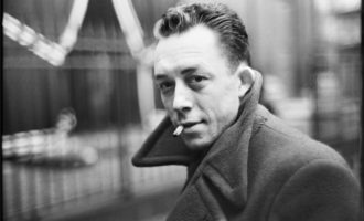 Shkrimtari italian: Alber Kamyja nuk vdiq në aksident, e vrau KGB-ja