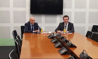 Takimi “sekret” VV-LDK, Isa Mustafa tregon detajet