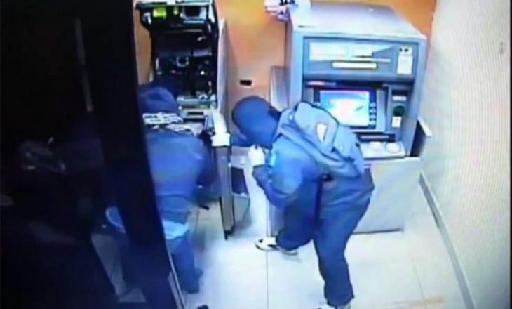 Thyhet me eksploziv një bankomat në Rahovec