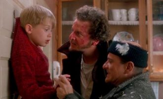 Filmi i preferuar i Krishtlindjeve e ka fshehur gjatë gjithë kohës të vërtetën