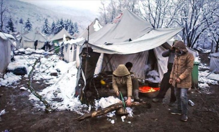 Temperaturat e ulëta, refugjatët në Evropë në luftë për mbijetesë