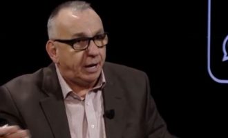 Enver Hasani i reagon Shpend Ahmetit