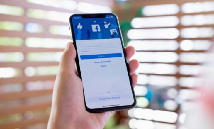 Facebook e pranon se gjurmon vazhdimisht vendndodhjen e përdoruesve të tij