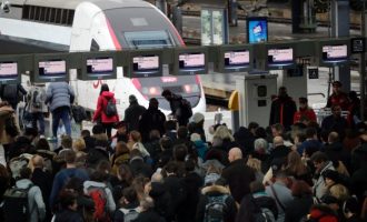 Greva e punëtorëve të hekurudhës në Francë hyn në javën e katërt